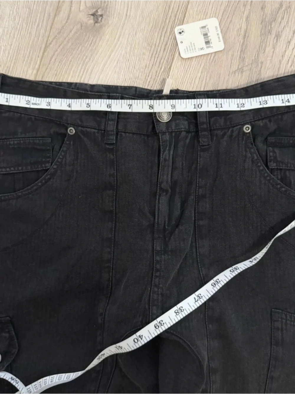 Free People Women’s NWT Black Cargo Jeans - Slim Fit size 8